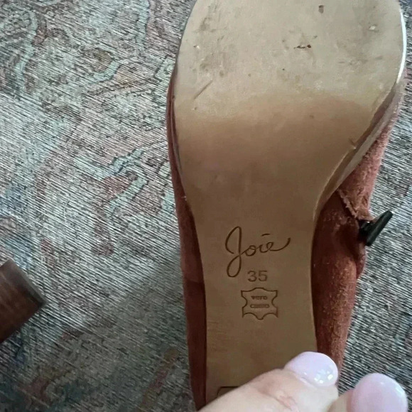 Joie Booties Wore Once SIZE 5 - Picture 2 of 5